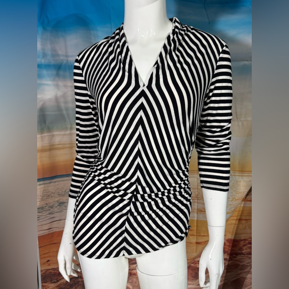 Vince Camuto Top